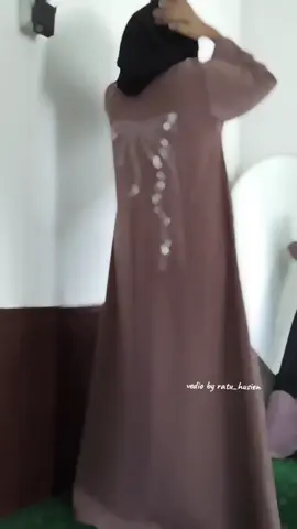 abaya pita warna mocca... #allhummasollialasayyidinamohammad #abaya2025 #larismanis #wanitadanimpiannya 