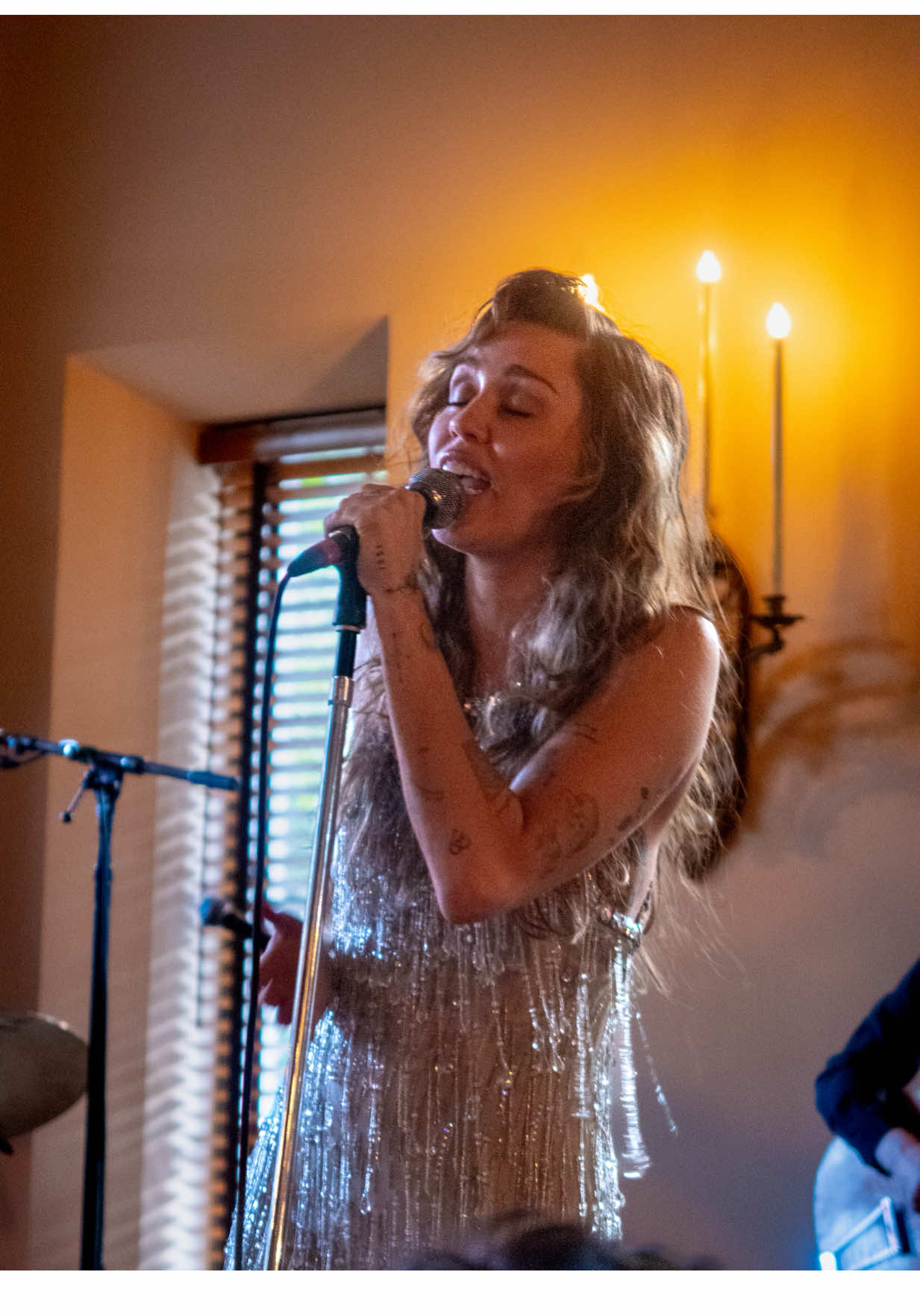 the song that got us invited 🥹 easy lover, @Miley Cyrus ❤️❤️ #somethingbeautiful #mileycyrus #mileyworld #smiler #easylover @Columbia Records @Sony Music @TikTok 