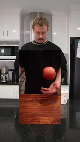 Macro Friendly Caramelised Apple Recipe: Apple 1 tsp cinnamon 1 tsp stevia 10g honey 100g Muscle Nation Caramel Cheesecake Ice Cream Optional - 5g melted Biscoff Calories: 300 Protein: 9g