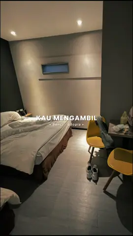 Kau mengambil hatiku menjadikannya kelabu🥺 #benci #templatelirik #fyppppppppppppppppppppppp #utopia 