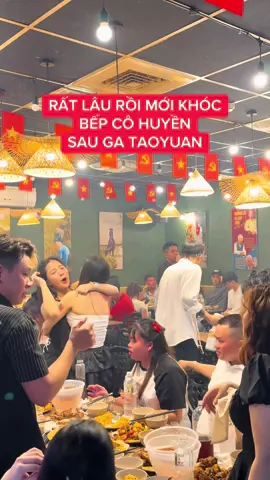 Rất lâu r mới khóc! Ông em hát bài này suy quá!rượu vào nghe càng ngấm! #sonsh #shquantaiwan #bepcohuyentw #djshan88 @Bếp Cô Huyền @👫Gia Đình SH tại Đài Loan(tw) 