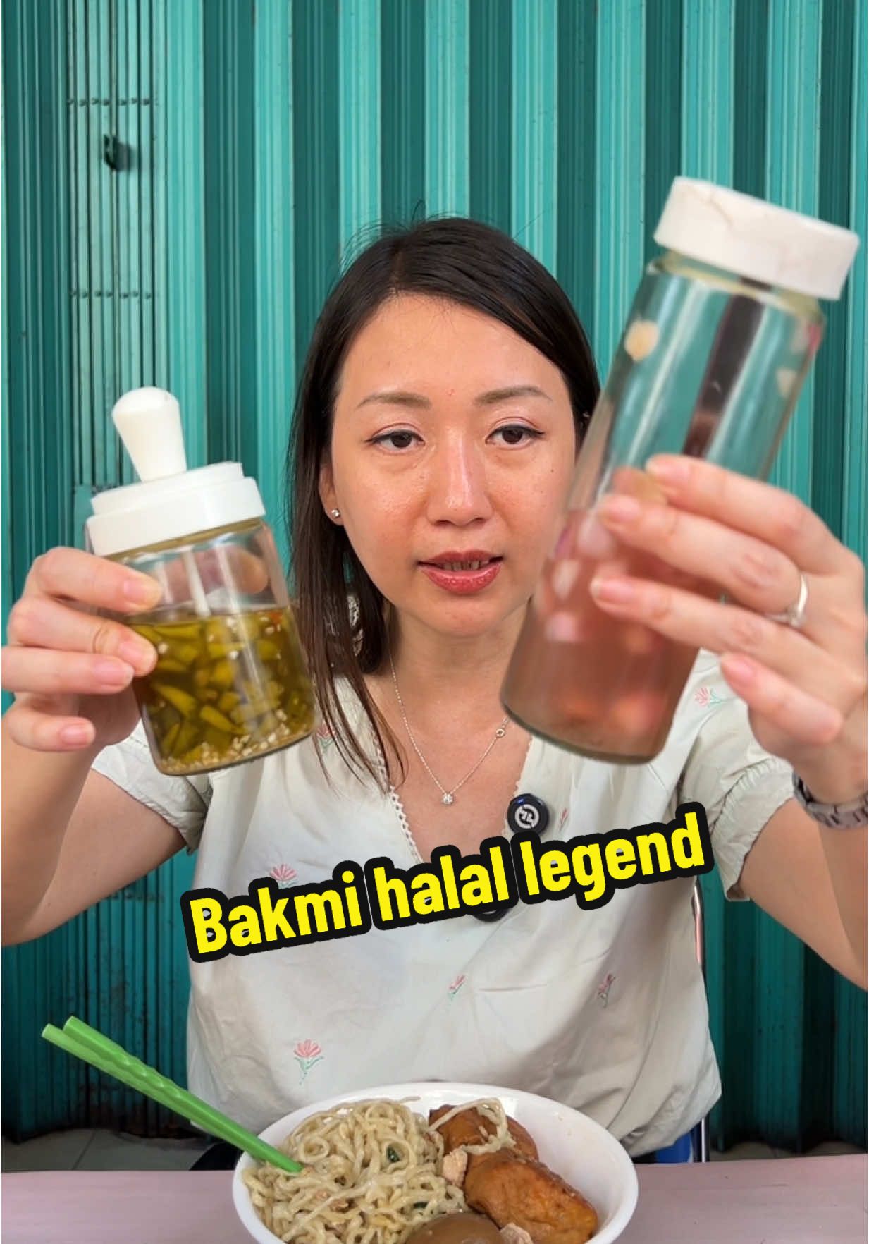 Replying to @kangsantrii21 BAKMI HALAL LEGEND DI AREA MANGGA BESAR .. susah lho nyari yg halal enak di area sini #nanakoot 