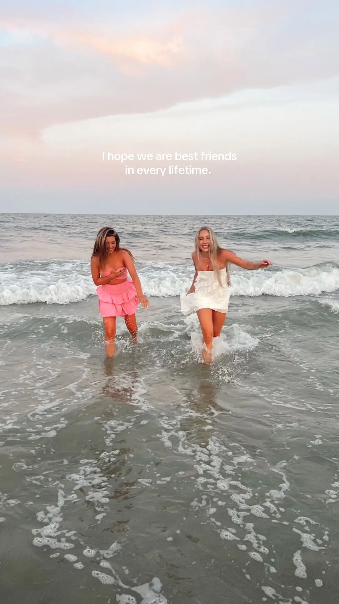 me & @gracii against the world ✨💅  #BestFriends #bestiesforever #besties4life 