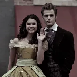 #elenagilbert #thevampirediaries #globalnovelty #stefansalvatore #stelena 