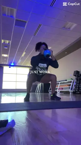 Movement is medicine For the mind, for the body, for the parts of me still learning how to trust the process. Every drop of sweat is a prayer, every rep a release. #mindfulmovement #MindfulLiving #blackgirlfitness #blackgirlfittok 