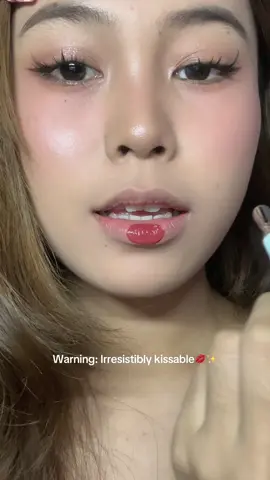 it's sooo pretty!!🥺♥️  #sacelady #saceladyicyglossytint #saceladyliptint #lippie #lipgloss #lipstick #lippies #glossylips #glossylips #glossy #liptint 
