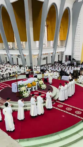 Giữa muôn người sao Chúa lại chọn con.#catholicchurch #xhuong #tự_hào_là_người_công_giáo #viralvideo #catholic #conggiao #nguoiconggiao #phote #vaticano #hue #giesu #thanhca #danghien #doisongdanghien #ditu #tuhaolanguoiconggiao #fpy 