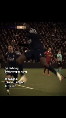 thà đá bóng chứ không đá nàng..#storybongda_fc #ddnxuhuong 