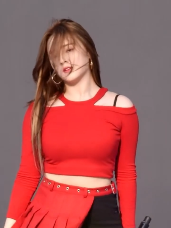 #nancy #nancymomoland #korean #celebrity #dance #fyp 