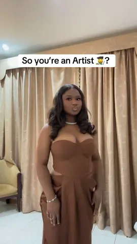 Very good at it I think 🥰🥰🥰 #muainlekki #lagosmua #lekkimua #lagosmakeupartist #blackmua #brownskinmakeup 