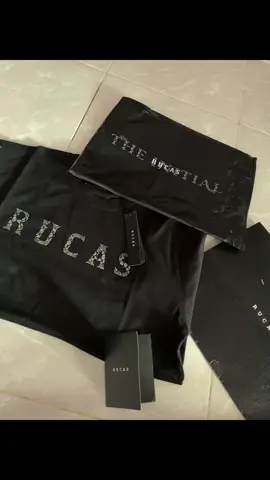 Ngewar rucas buat suami❎ Ngewar rucas buat si bocah tengil✅ Kurang baek apalagi aku😏😏 @LANGGENG_TRESNO 🌴🌴 #fypage #fypシ゚ #rucas #rucasofficial 