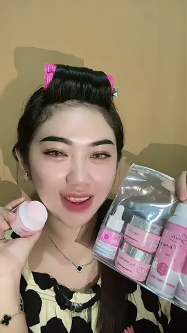 Whitening Glowing✨ cocok untuk semua jenis kulit, gk bikin merah, bumil busui bisa pakai, sudah BPOM ✨ #xbeauty #xbeautyskin #skincare 