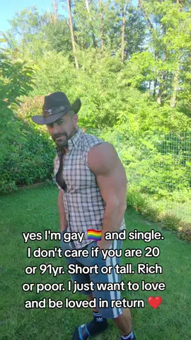 #bears #gaytiktok #gay #hunk #hairy #fyp #bear 