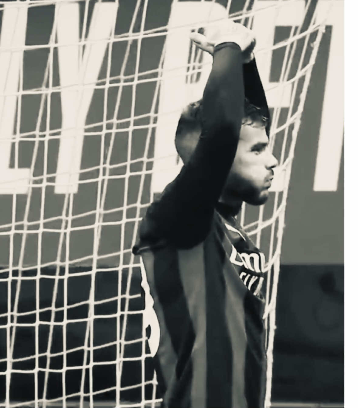 طالبك يارب💙💙#ثيو_هيرنانديز #theohernandez #Theo #allah #الهلال #explore #fyp #foryou #4u #viral #tiktok 