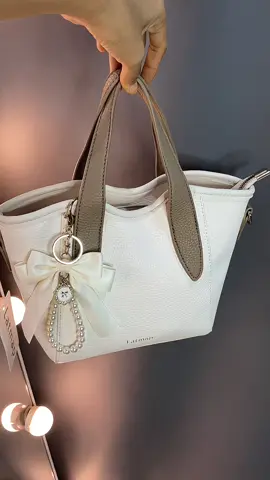 #tas #taswanita #tasmurah #tascewek #slingbag #fyp #latmap 