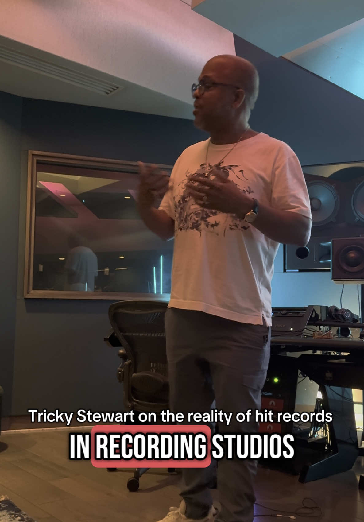 If you do your job right… 💎  #studiolife #artists #hitrecords #superproducer #sessionsatlanta 