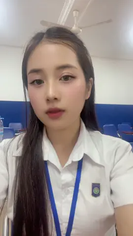 មែនអត់😼