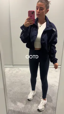 OOTD leggings:tik tok shop windbreaker: H&M on Vinted top: Shein Trainers: ASICS  #ootdinspo #dailyinspiration #clothes #casual #OOTD #clothesinspo #foryoupagе #foryoupagee #fyp #trendingaudio #trendingsound #trendingvideos #foryoupagе #foryoupageofficial 