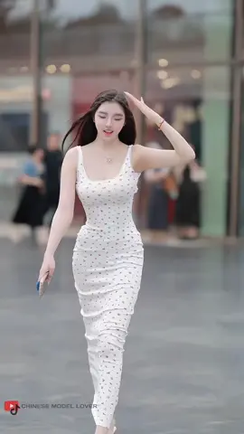 #chinesestreetfashion #streetfashionstyle #stunninggirl #douyinchinesegirl #douyin #tiktok #beautifulgirl #chinesebeauty #model #StreetFashion #fyp #douyinfashionstreet #streetfashiongirl #beautifulchinesegirl #dressstyle #cutegirl #Chinesegirl #pretty #chinesemodellover #chinesegirllover 