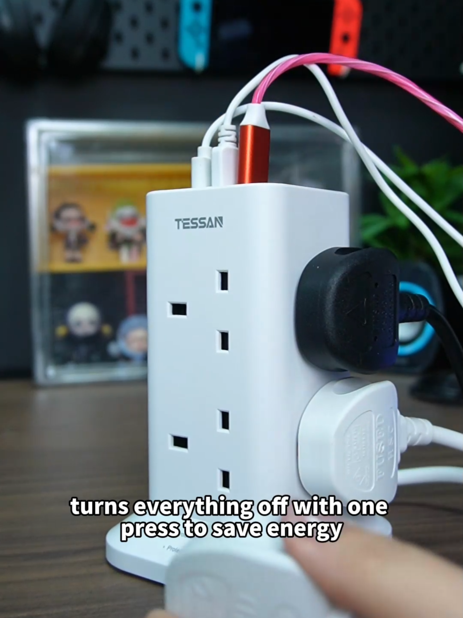 This is the power strip.#charger #power #foryou #fuse #gift #Tessan #charging #plug #fby #useful #safety