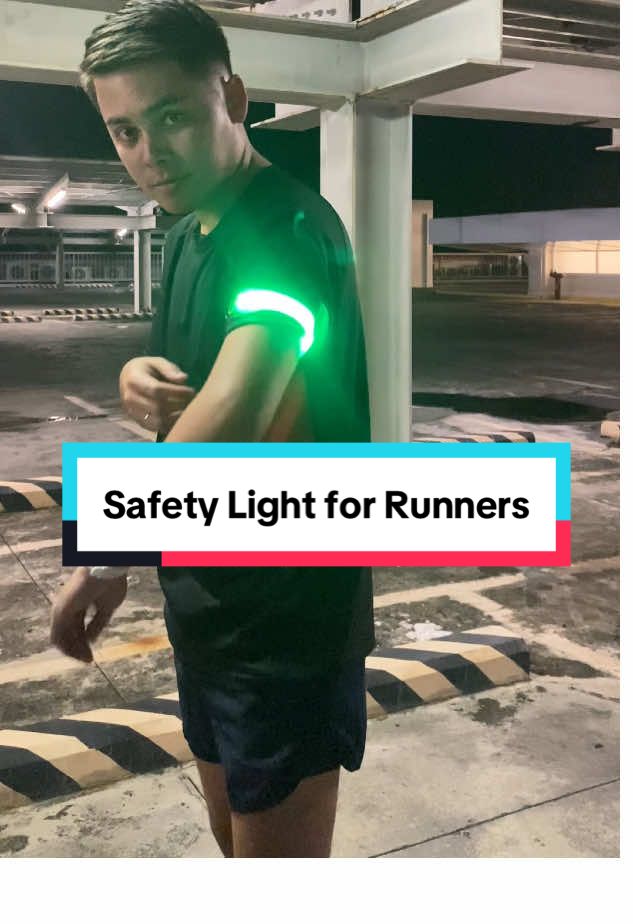 Para sa mga mahilig mag RUN ng madaling araw o gabi, importante to for your safety. 👌‼️ Safety Arm/Leg Light for every Runners 🏃🏻 ##Running##runninglight##runningera##armlight##ledlightforrunners##leglight##tiktokfinds##tiktokshop##foryoupage##fyp##creatorsearchinsights 