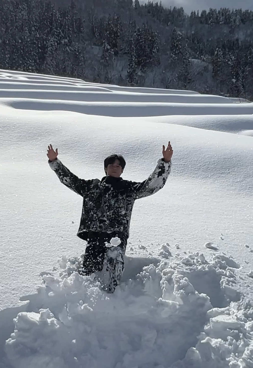 happy peemapol in snow ☺️