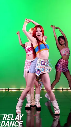 ♥️ YUNJIN ♥️ #lesserafim_smart #dance #kpopfypシ #xuhuong #trend #shorts