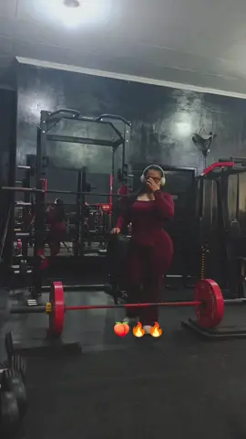 long weekend Jagan lupa olahraga ya 😍😍❤️‍🔥. #GymTok #workoutmotivation #gymrat #curygirl 