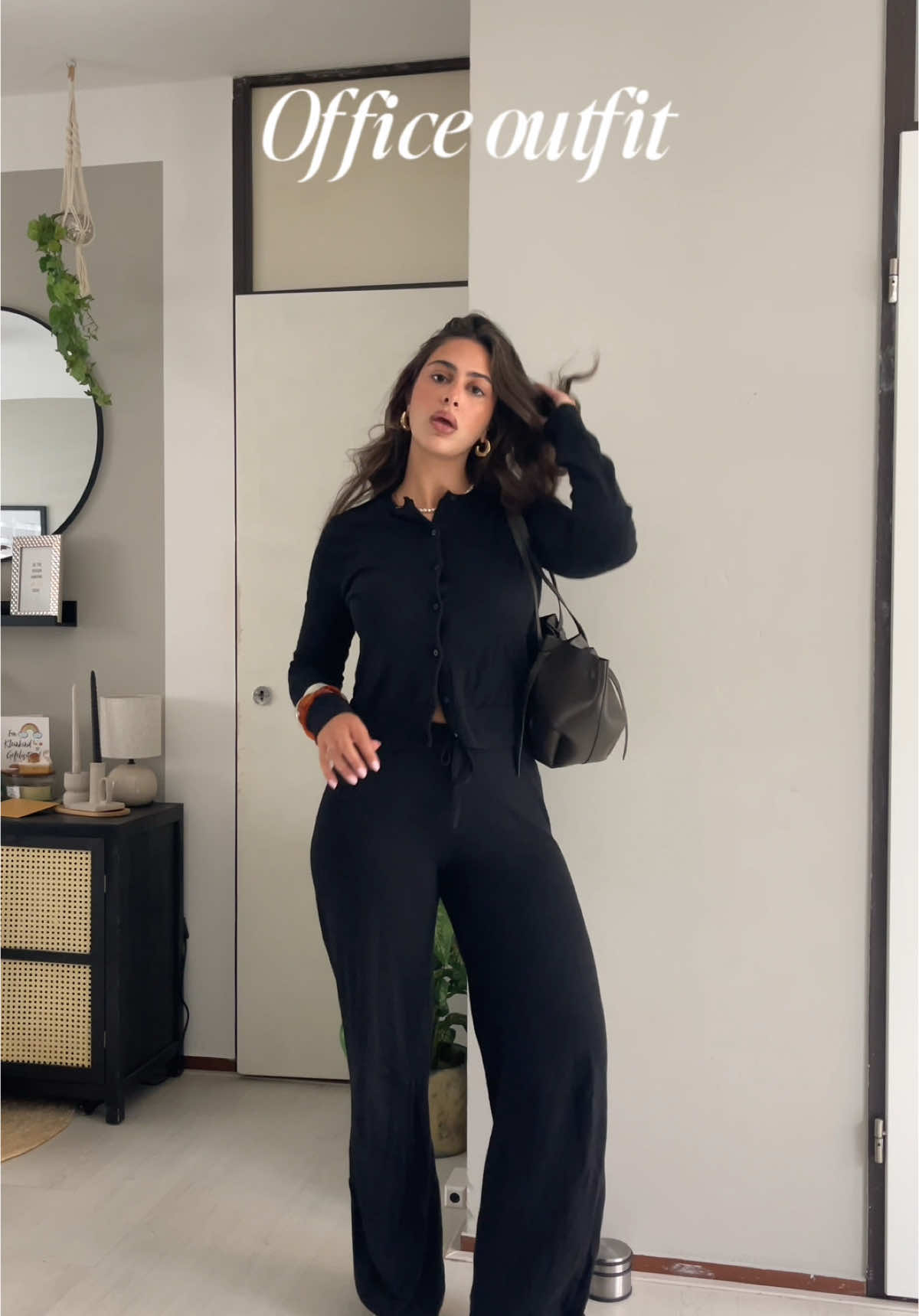 office outfit with my fave bag @CHARLESKEITHOFFICIAL 🤍 #outfitinspo #outfit #outfitinspiration #outfitoftheday #OOTD #imwithcharleskeith #officebag #gifted 