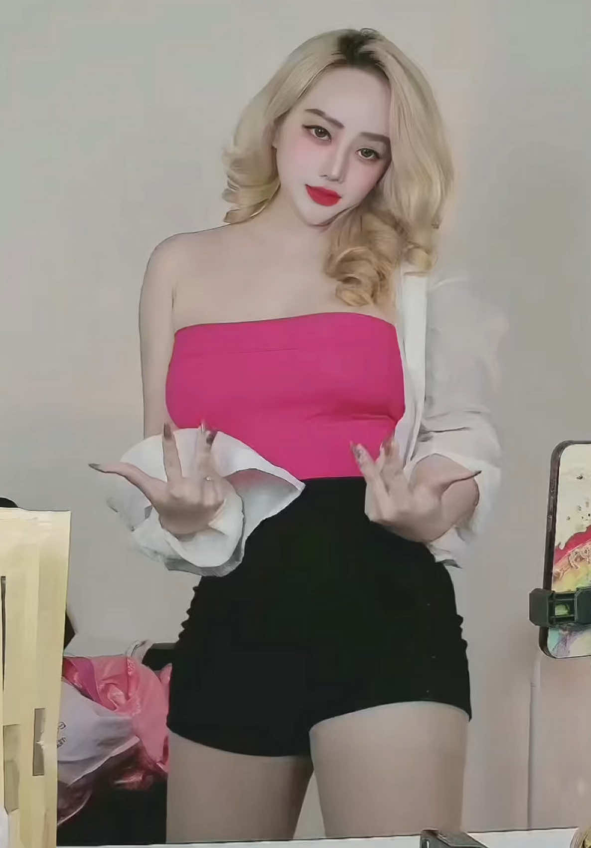 Đg ghiền bài này 👅👅👅 #uyenbetty #xuhuong #remix 