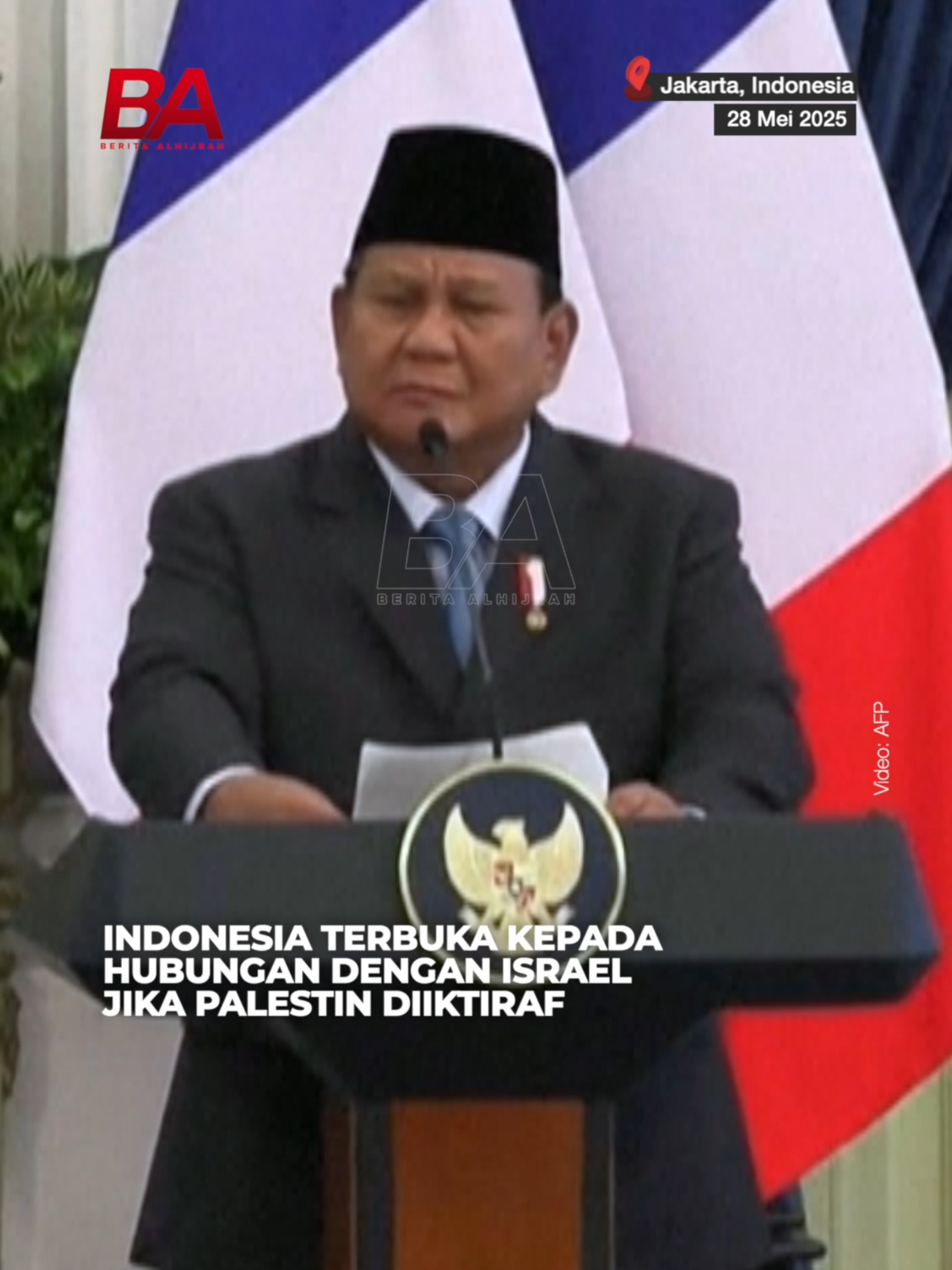 Presiden Indonesia Prabowo Subianto menyeru agar Israel mengiktiraf kedaulatan Palestin sebagai sebuah negara dan menyatakan bahawa langkah tersebut akan membuka jalan Indonesia menjalin hubungan diplomatik rasmi dengan Israel. Beliau  menegaskan sokongan berterusan Indonesia terhadap penyelesaian dua negara dalam konflik Palestin-Israel.