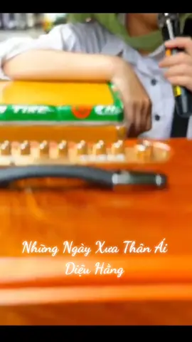 hay lắm luôn ty ơi#nhachaymoingay #xuhungtitok2 #TikTokAwardsVN #bolerotrutinh 