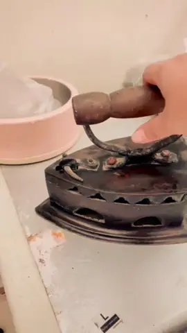 #strika #seterikaviral #fyp #fypage #seterikauap  #fyppppppppppppppppppppppp  #fypシ゚ #setrikajadul #zamandulu #barangjadul #fypindonesia 