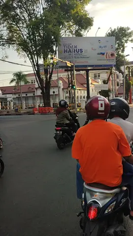 aku lupa jalan apa ini ya...#makasar 