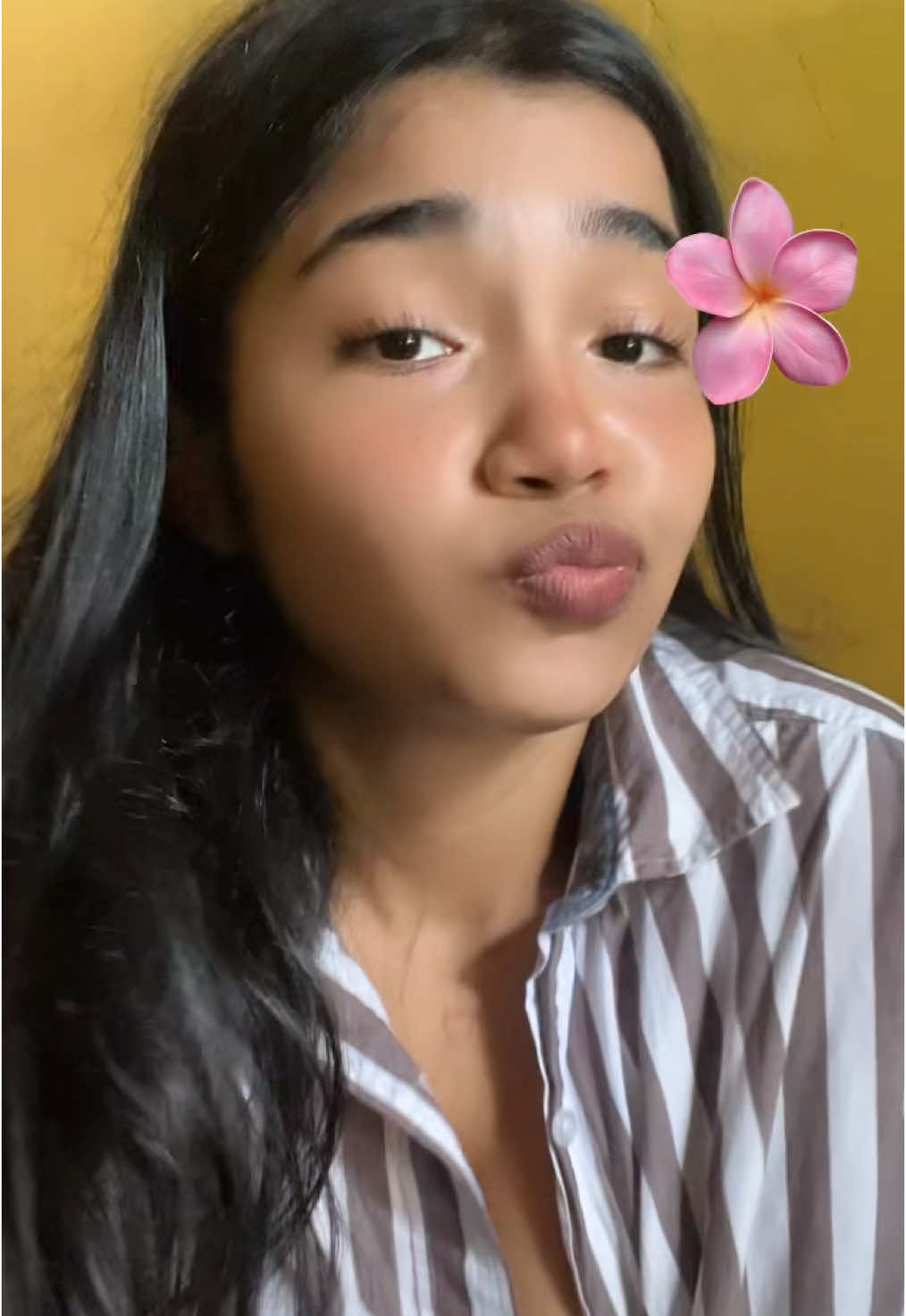 බබා නිදි 😏👍 #srilankan_tik_tok🇱🇰 #fypシ゚viral #foryoupage #fyp #fypage #viral #foryou #trendingsong #trendingtiktok #viral_video #viraldances #srilankatiktok #trendingvideo 