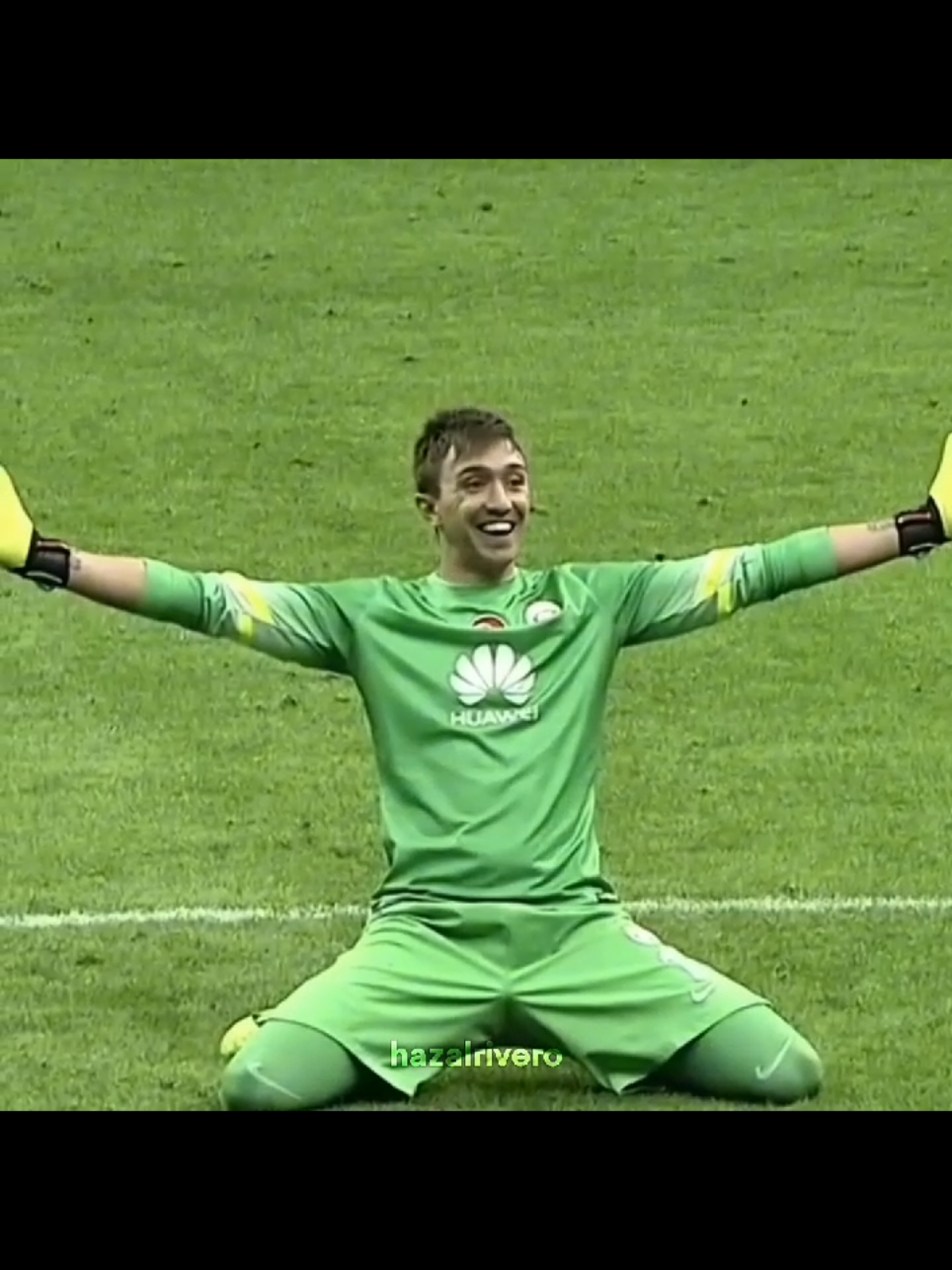 bitiyor artık ve bunu çok net görüyorum... . . . . . . #fernandomuslera #muslera #galatasaray #cimbom #uruguay #kesfet #edit #fyp fernando muslera veda edit