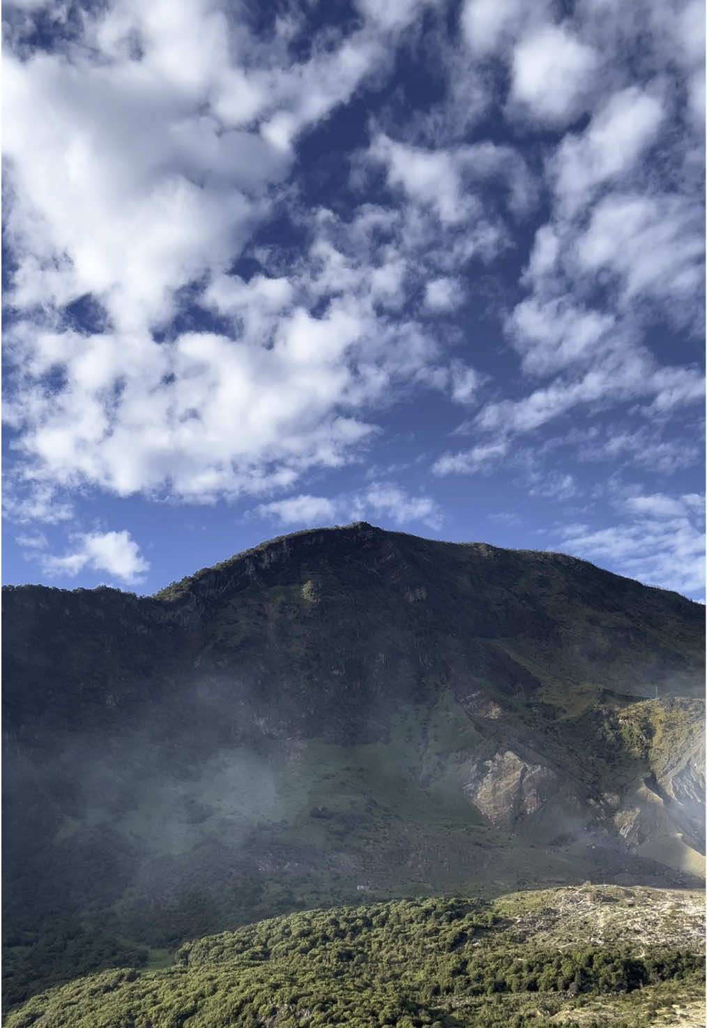 Bagian 1 | Gunung Papandayan tanggal 29 Mei  📍 Gunung Papandayan #papandayan #pendaki #pendakigunung 