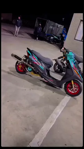 خطينه 🏆🥇 #سكنس_جبلي_مخاسير🤘💔⚙️ #دراجات_نارية_لاتعرف_القانون #ماكس_عدله_مخاسير❌🎌✈️طيراان #درجات_نارية #ماكسات_العراق🇮🇶 