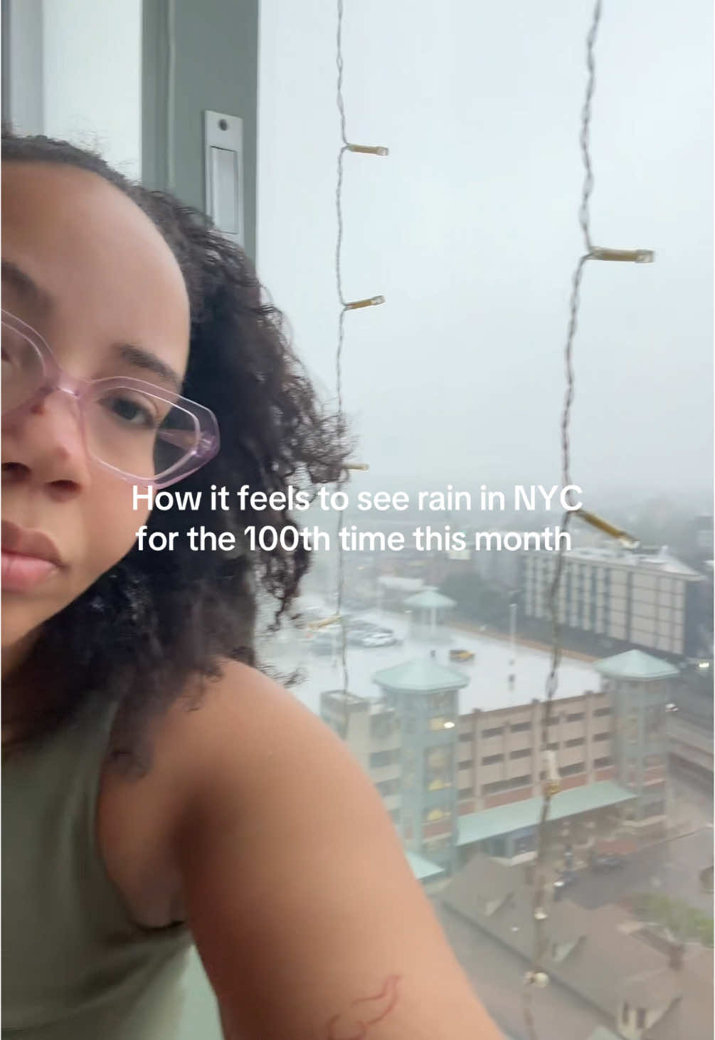 Rain once again in NYC, my goodness!! When did I move to London!??? #nyc #weather 