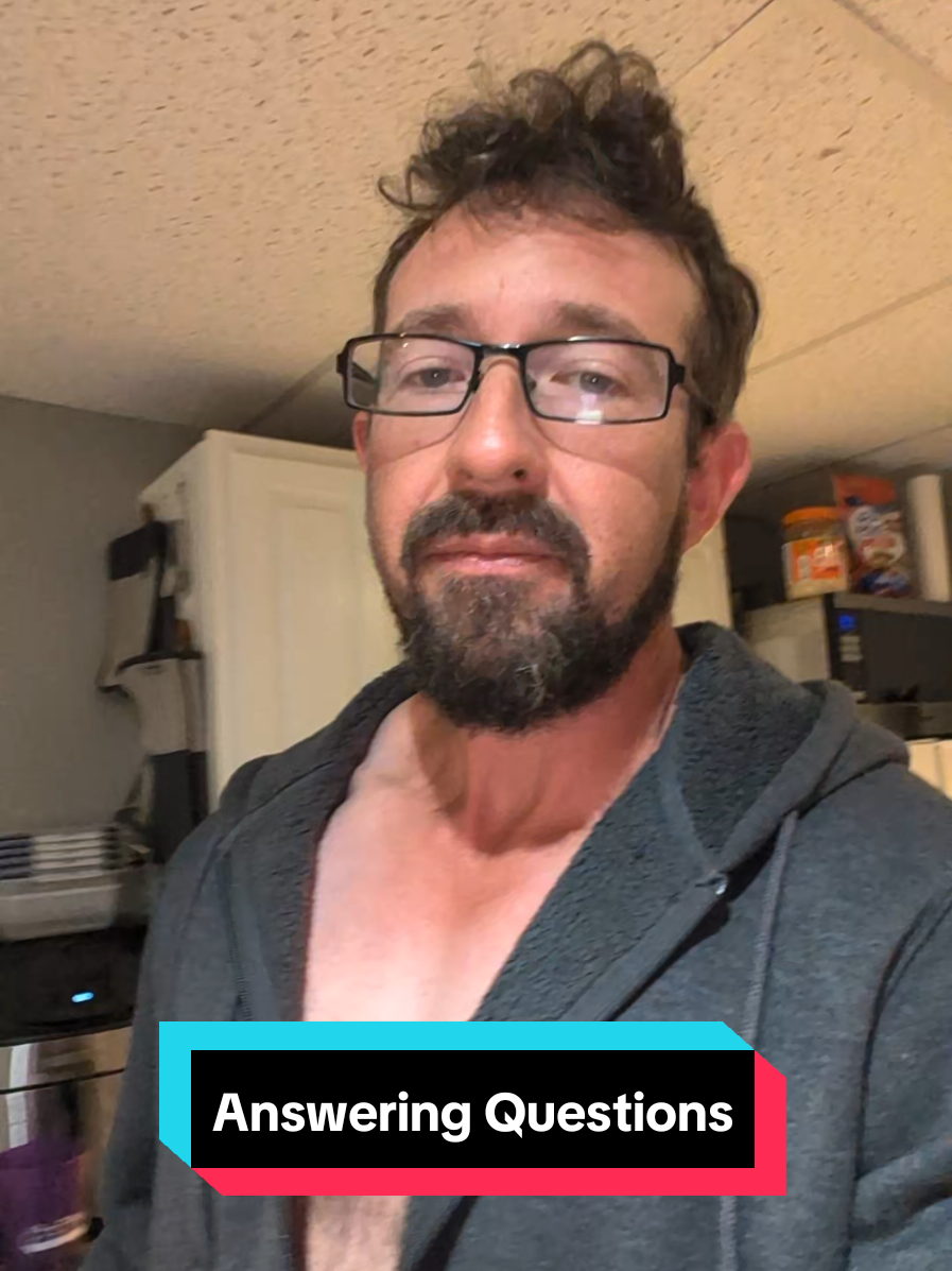 Replying to @andreamgc1 