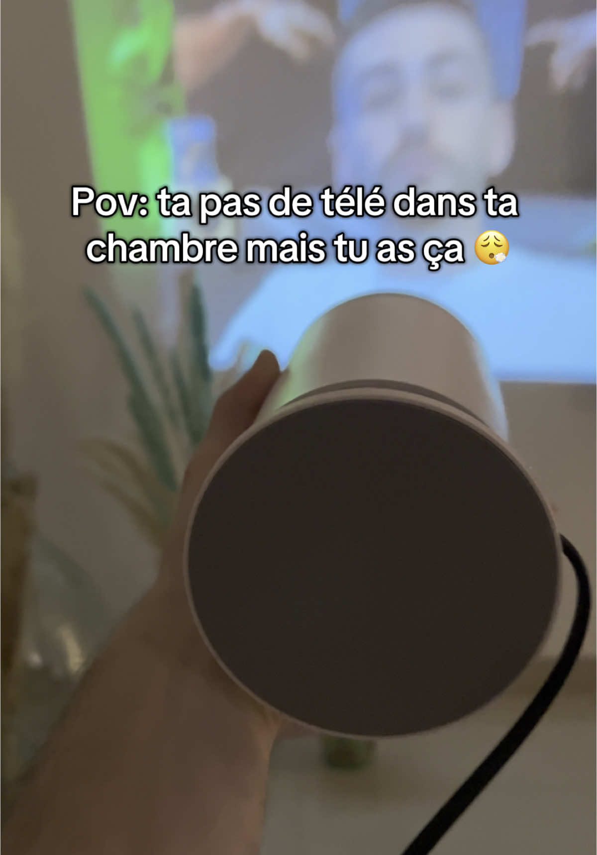 JE L’ADORE 🥹 #maison #projecteur #4k #tiktokmademebuyit 