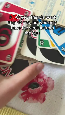 That’s one of the coolest things my mom has tbh #UNO #oldfashioned #vinatge #80s 