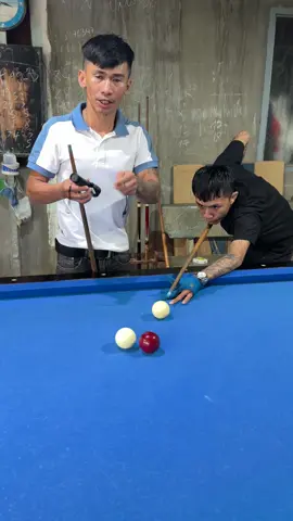 Con 1 tí giới thiệu liên quan gì đến nó đúng ko ae