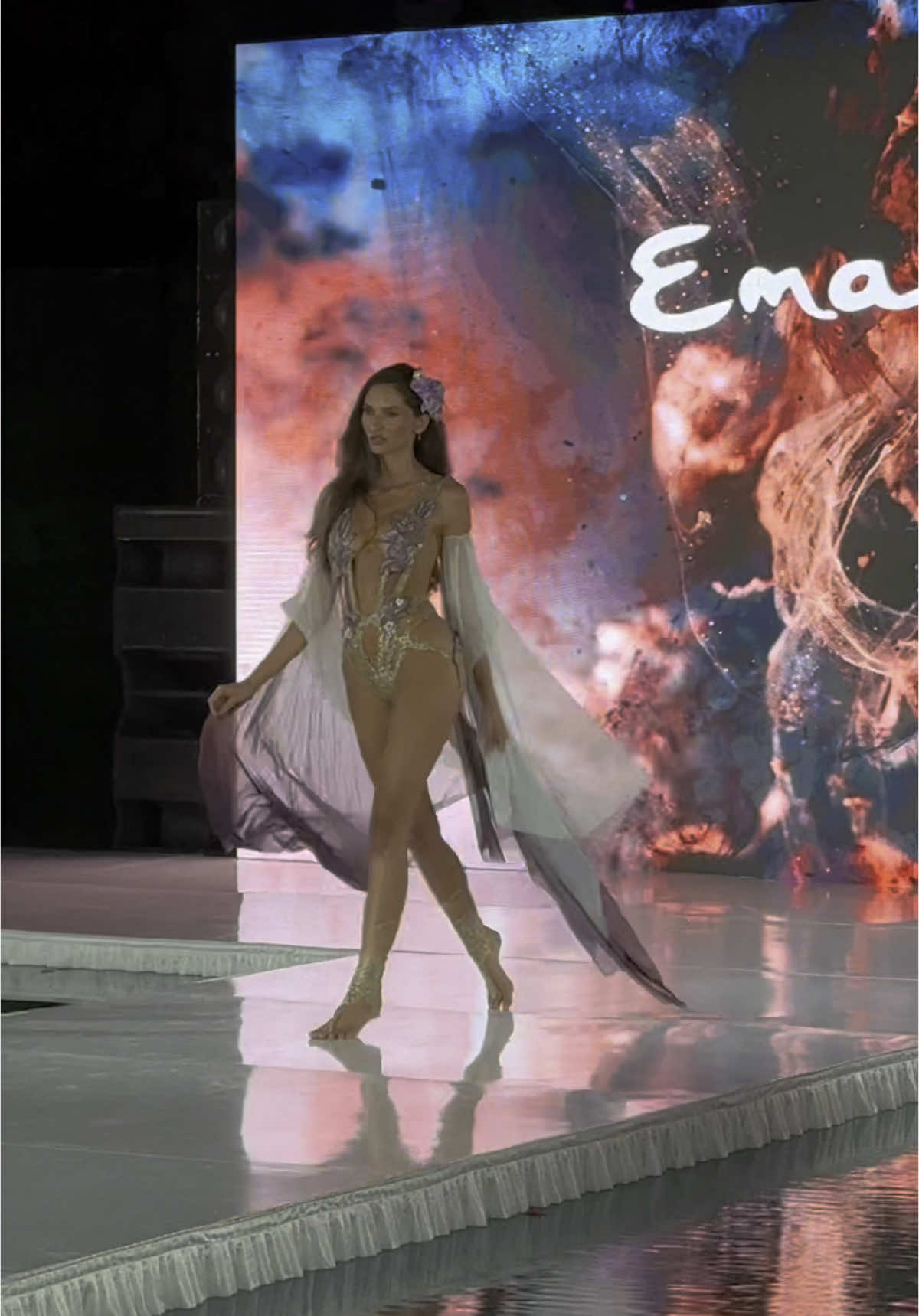 Walk Miami Swim Week #miamiswimweek #walk #Runway 