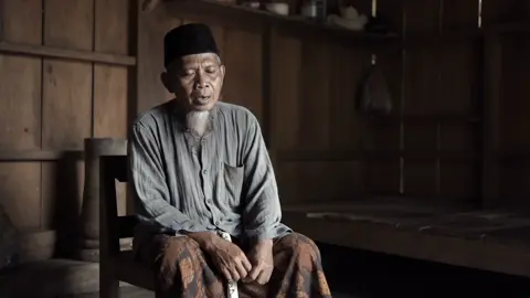Semua manusia pasti punya ujian makanya harus dekat dengan Sang Pencipta Allah Subhanahu Wa Ta'ala #veo3 #viral #katakata #madura 