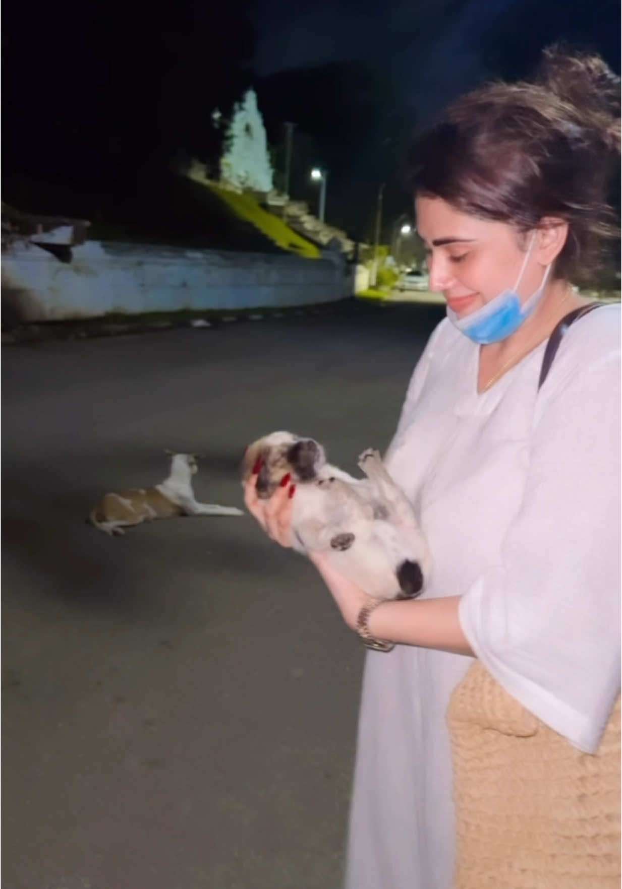 සත්තු එක්ක කතා කර කර එයාලාට පිහිට වෙන්න තමයි මම නම් දැං ආසම ❤️🥺 2025-05-28 