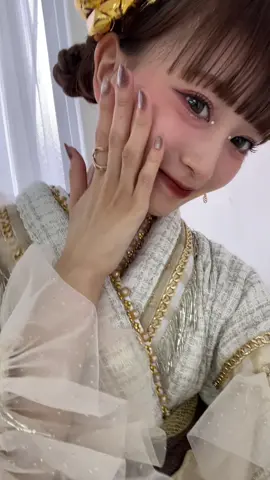 こっちゃんのごめん待った？がほんとに好き!!相手がこっちゃんなら何分でも何時間でも何日でも待ちます🥹❤️‍🔥 鼻かみすぎて鼻周り乾燥しすぎてる恥 👘▶︎ @アンヘル 【成人式振袖、卒業袴】  #こっちゃん加工真似してます#CANDYTUNE#成人式メイク#振袖メイク#福岡#01#おすすめ#インスタおいで