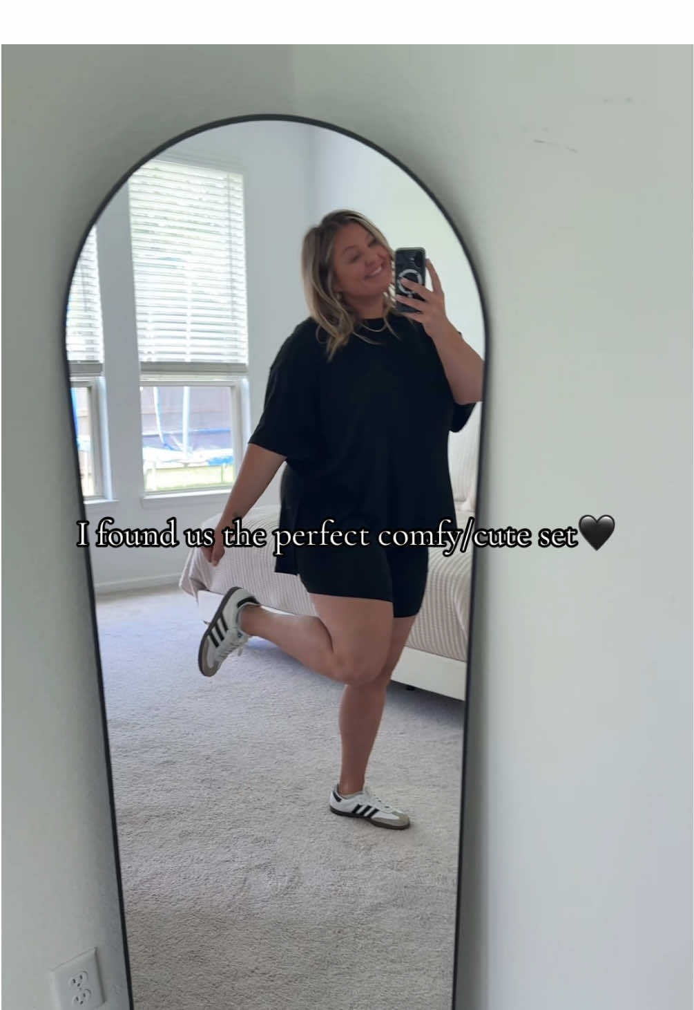 Give me one in every color!! #set #SummerFashion #fashion #fashiontiktok #outfitinspo #outfitideas #viral #viralvideo #trending #foryoupage #fypシ #fyp #cute #comfy #clothing 