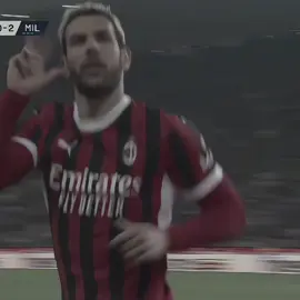 والله عمي مهزله 💔☝🏿..  ! #viral #foryoupage #foryou #fyp #ابراهيم_دياز #ثيو_هيرنانديز  #Milan #مدريد #ميلان #ريال_مدريد 