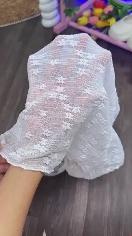 Áo khoác cadigan lưới hoa nổi #aocadiganluoi #aoluoi #aohoanoi #aokhoacdibien #chuyenhangcute #xuhuong 
